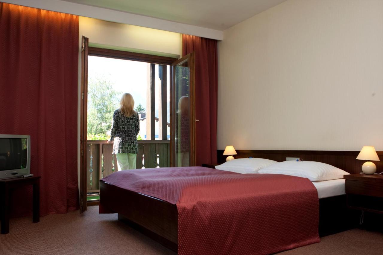 Simader Hotel 3*