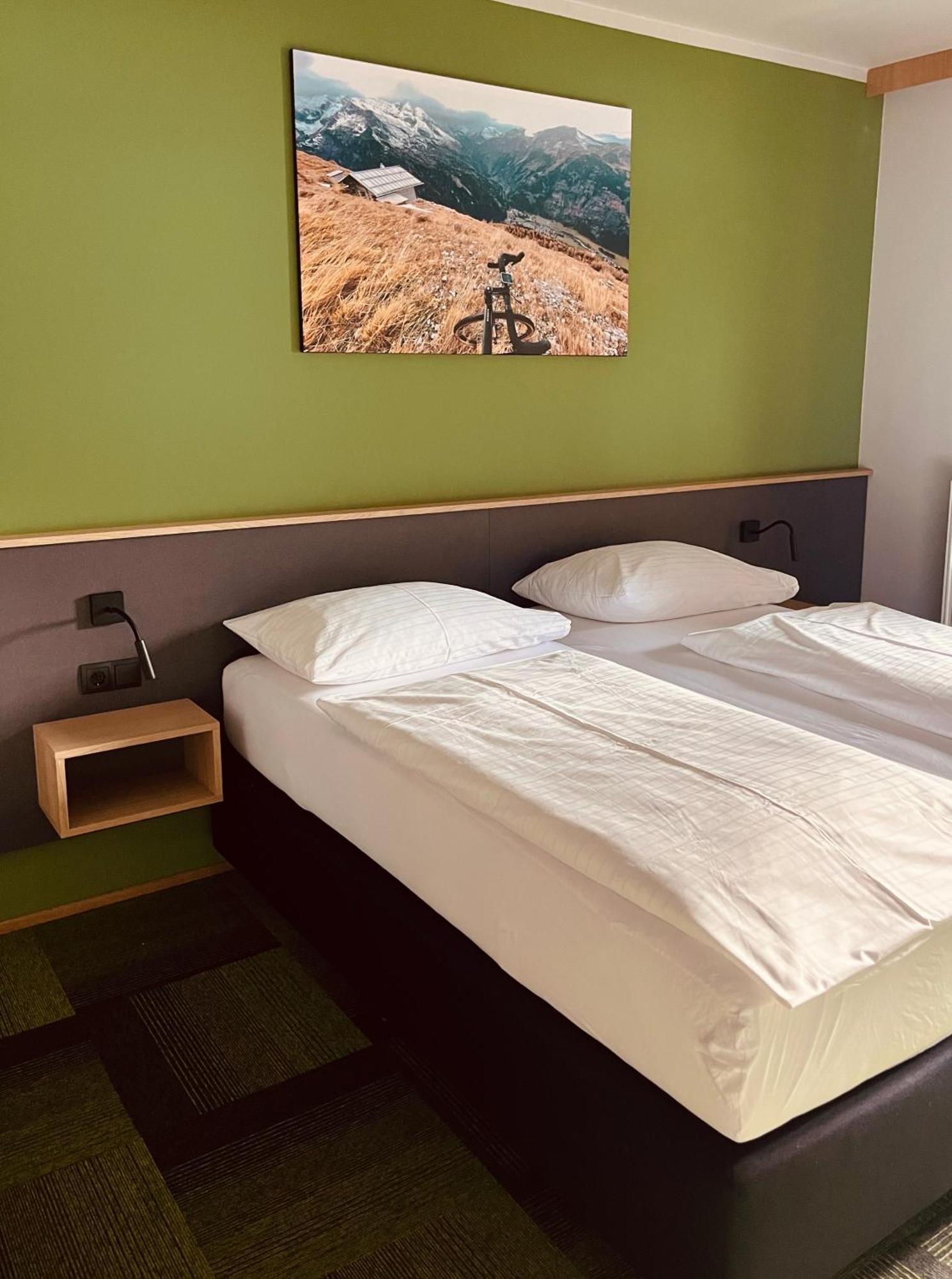 Simader Hotel 3*