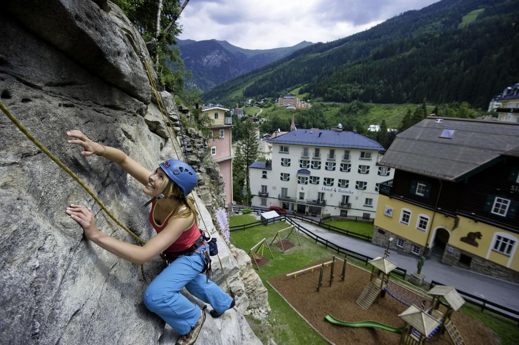 Simader Hotel 3*